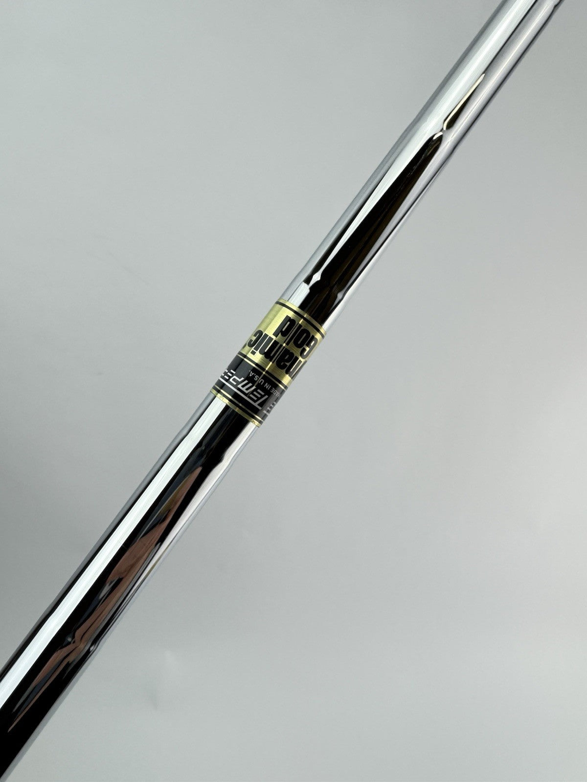 Dynamic Gold Iron Shaft X Flex Extra Stiff Steel / 36” /0.355 Tapered /305740