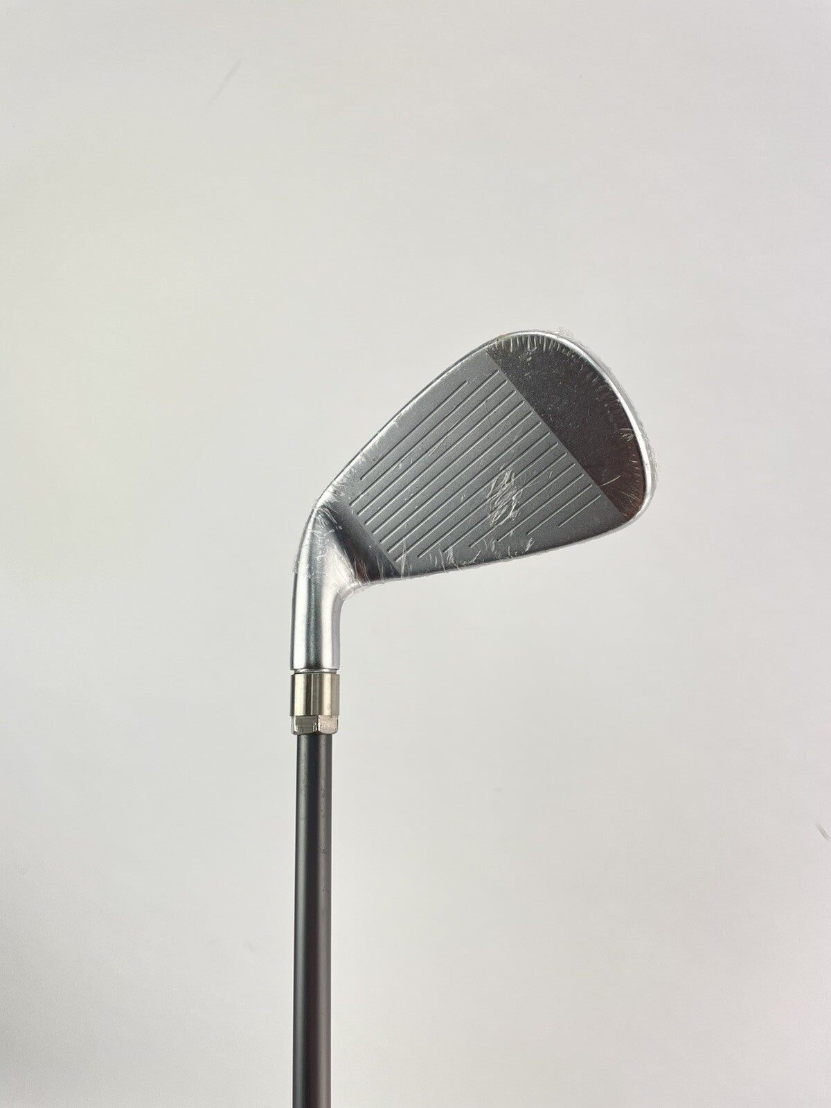 Taylormade R9 6 Iron Lite Regular  Graphite /Right /New Grip /Demo /+1/2" /189908