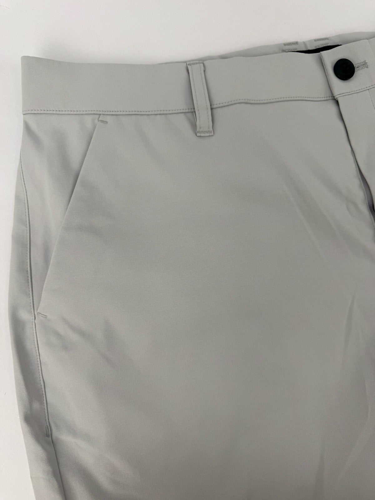 Men’s Mizuno Golf Reset Shorts /Grey /W38 /11 Inseam /New /353815