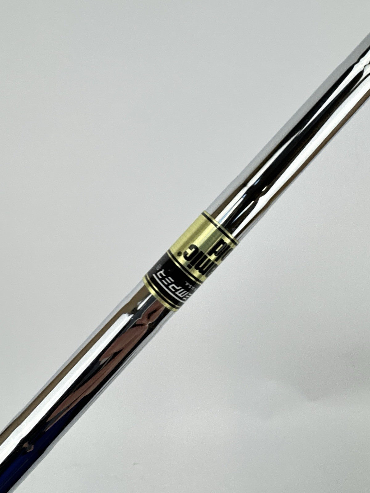 Dynamic Gold S300 Iron Shaft Stiff Flex Steel 36” /0.355 Tapered /322544