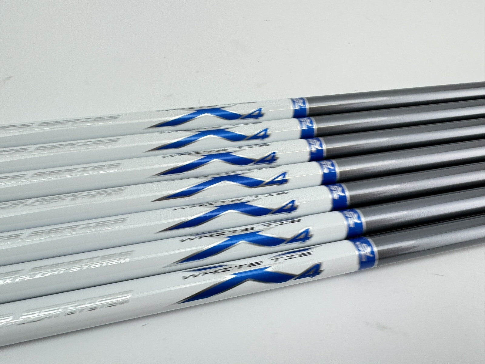 Matrix Iron Shaft Set (7) White Tie Regular Graphite 42” /0.370 Parallel /216933