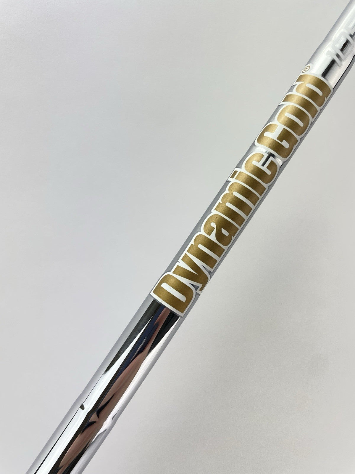 Dynamic Gold 105 Iron Shaft R300 Regular Flex Steel 35.25” /0.355 Tapered /274141