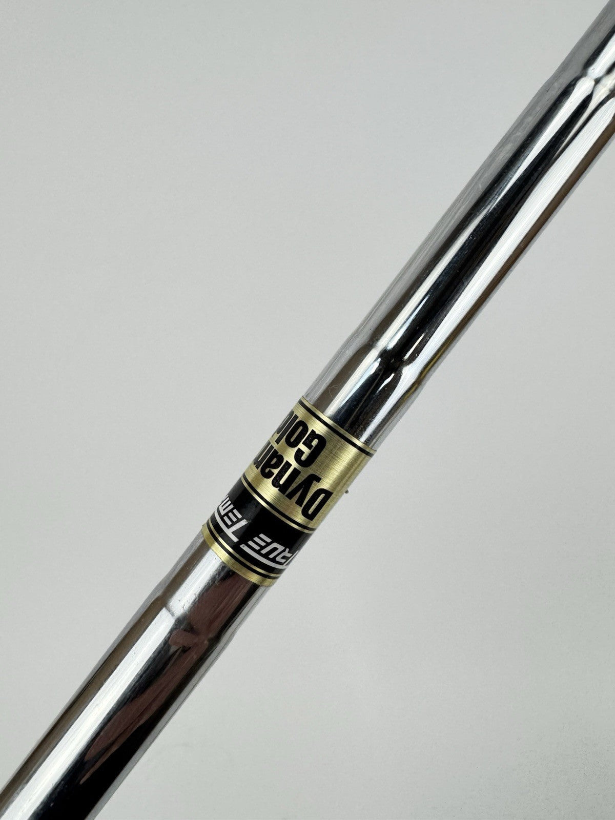 Dynamic Gold S300 Iron Shaft Stiff Flex Steel 35.25” /0.370 Parallel /331322
