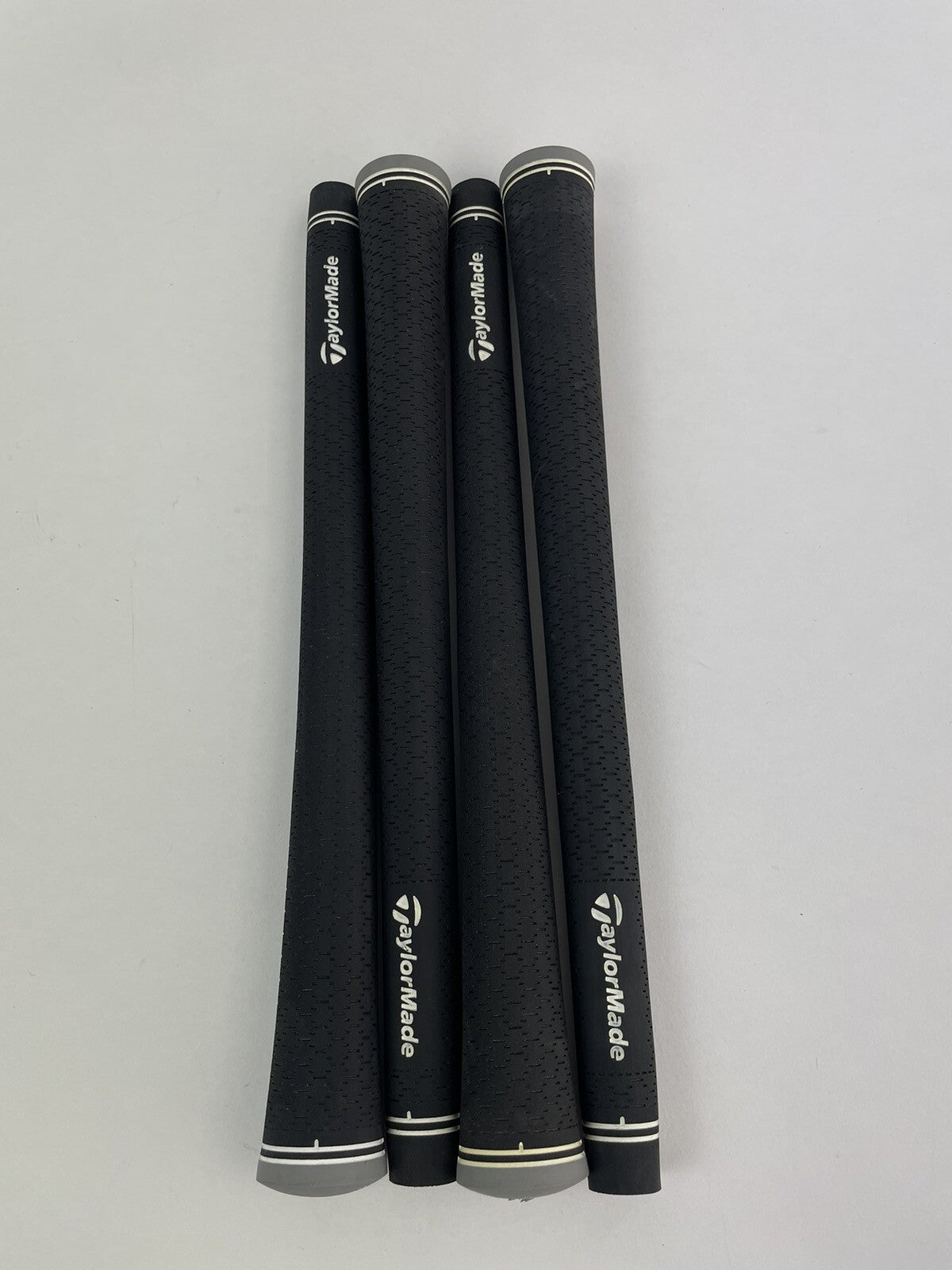 Lamkin Taylormade Golf Grips (4) Standard /Black /Grey /Pulled /205580