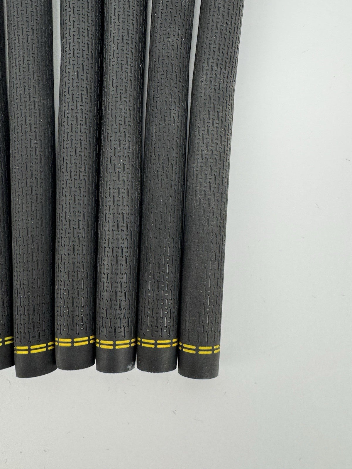 Golf Pride Grips Mizuno (7) Mens Standard /Black/Yellow /Pulled /336725