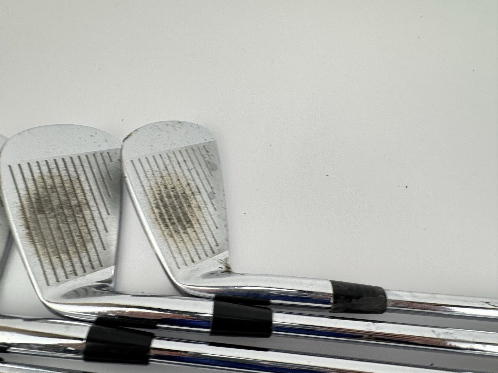 Mizuno MP62 Irons 5,7,9+PW Dynamic Gold R300 Regular Steel /New Grip /324178