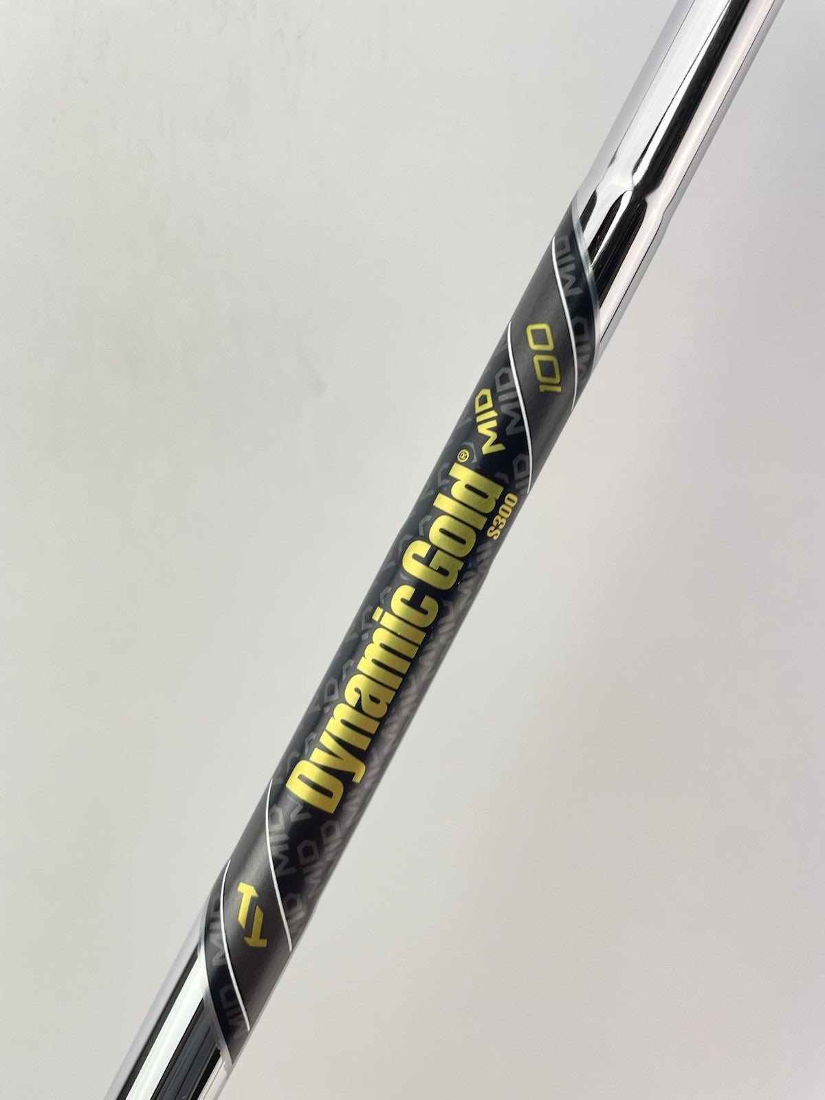 Dynamic Gold 100 Mid Iron Shaft S300 Stiff Flex Steel 35.25 /0.355 Taper /257442