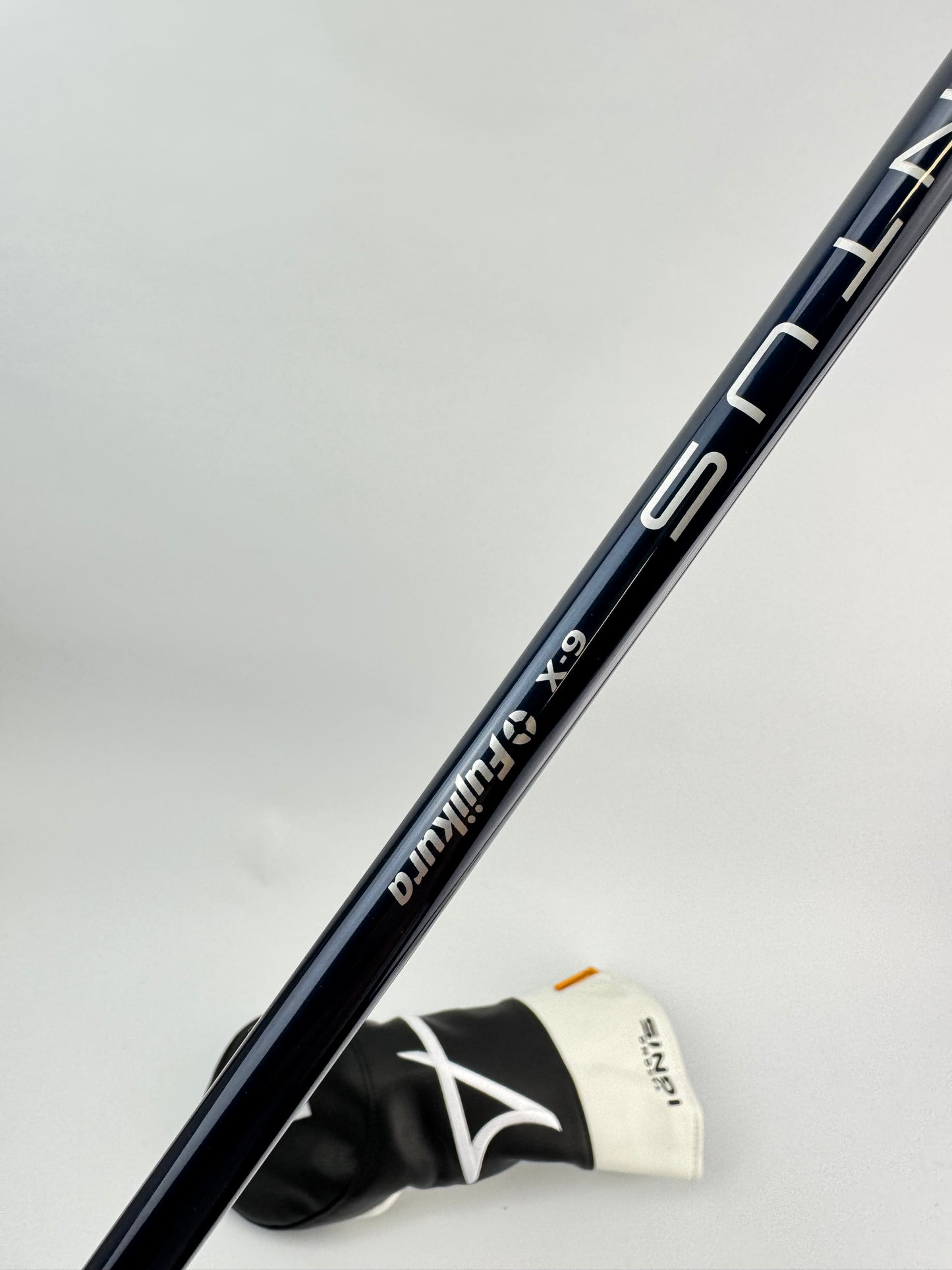 Takomo Ignis D1 Driver 9* Ventus Blue 6-X Extra Stiff Graphite /Headcover /28872