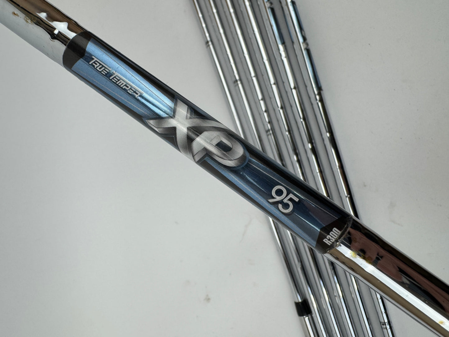 Callaway X2 Hot Pro Irons 4-PW XP95 R300 Regular Steel Shafts /New Grips /33929
