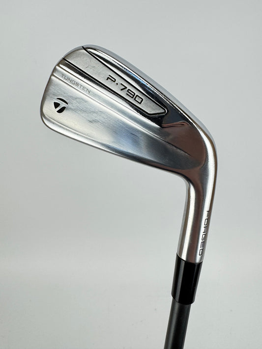 Taylormade P790 2 Iron 17* Hzrdus Smoke 6.0 Stiff Graphite 90G /Right /31775