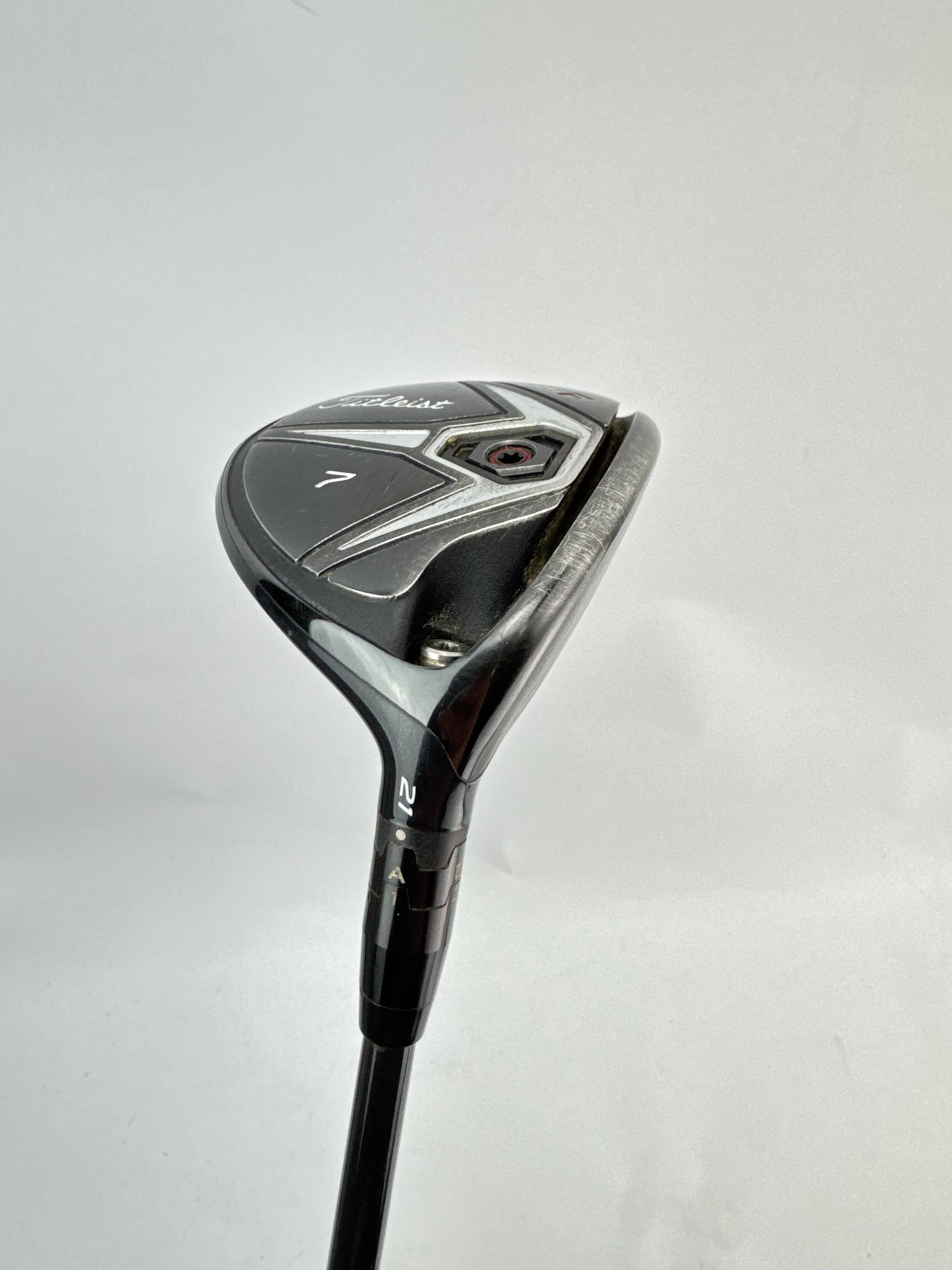 Titleist 915F 7 Wood 21* Diamana Regular Flex Graphite /Right Handed /30435