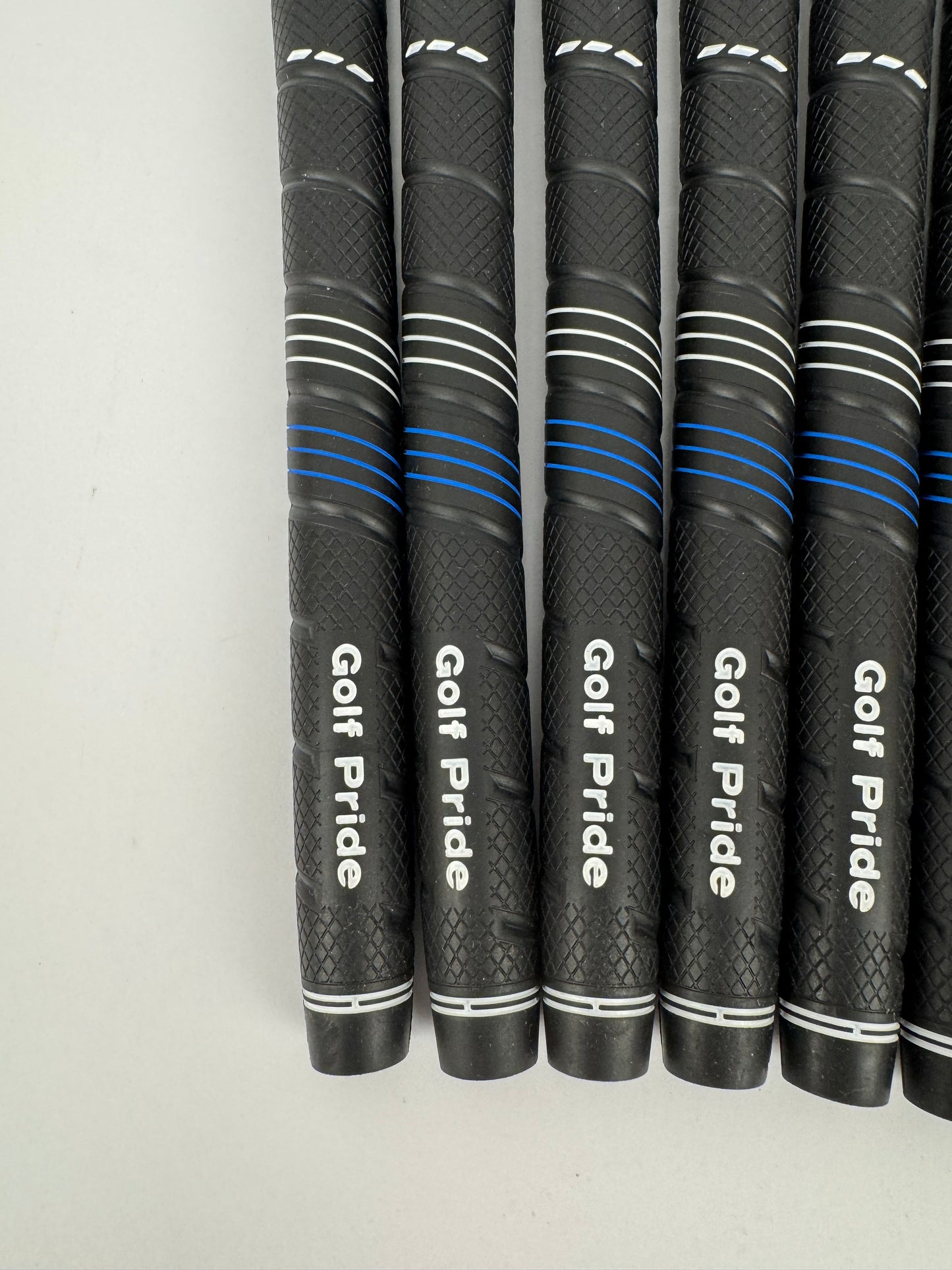 Golf Pride CP2 Wrap Golf Grips (7) Men’s Midsize /Black/Blue /New /32136