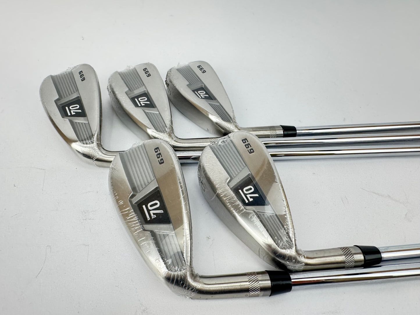 Sub 70 Irons 699 V2 6-PW Left Handed Elevate MPH 85 Regular Steel /New /33986