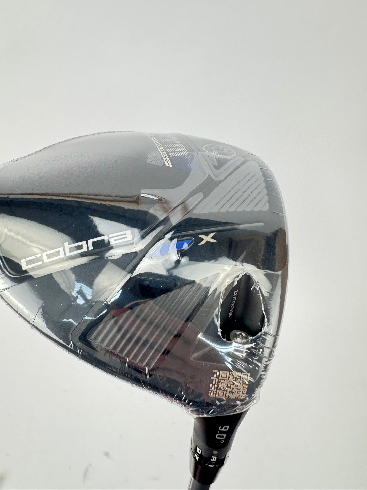 Cobra OPTM X Driver 9* Denali Blue 6.0 Stiff Graphite /Right Handed /New /33711