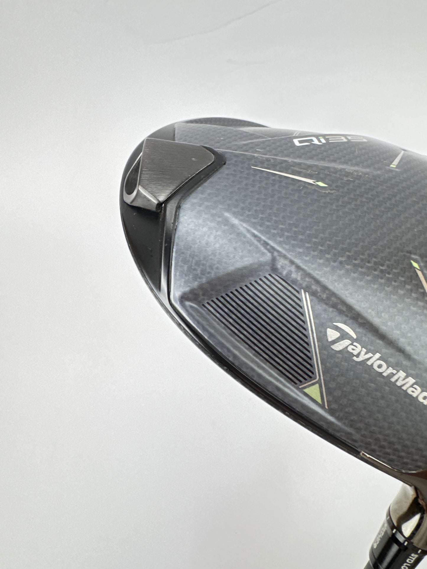 Taylormade Qi35 Driver 12* Vanquish 5-R Regular /Right Handed /Headcover /34416