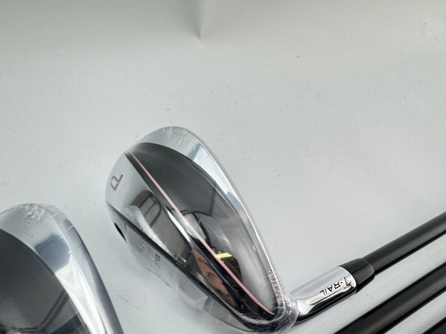 Cobra T Rail Ladies Irons 8,9+PW Left Handed KBS PGI 55 Ladies Graphite /30226