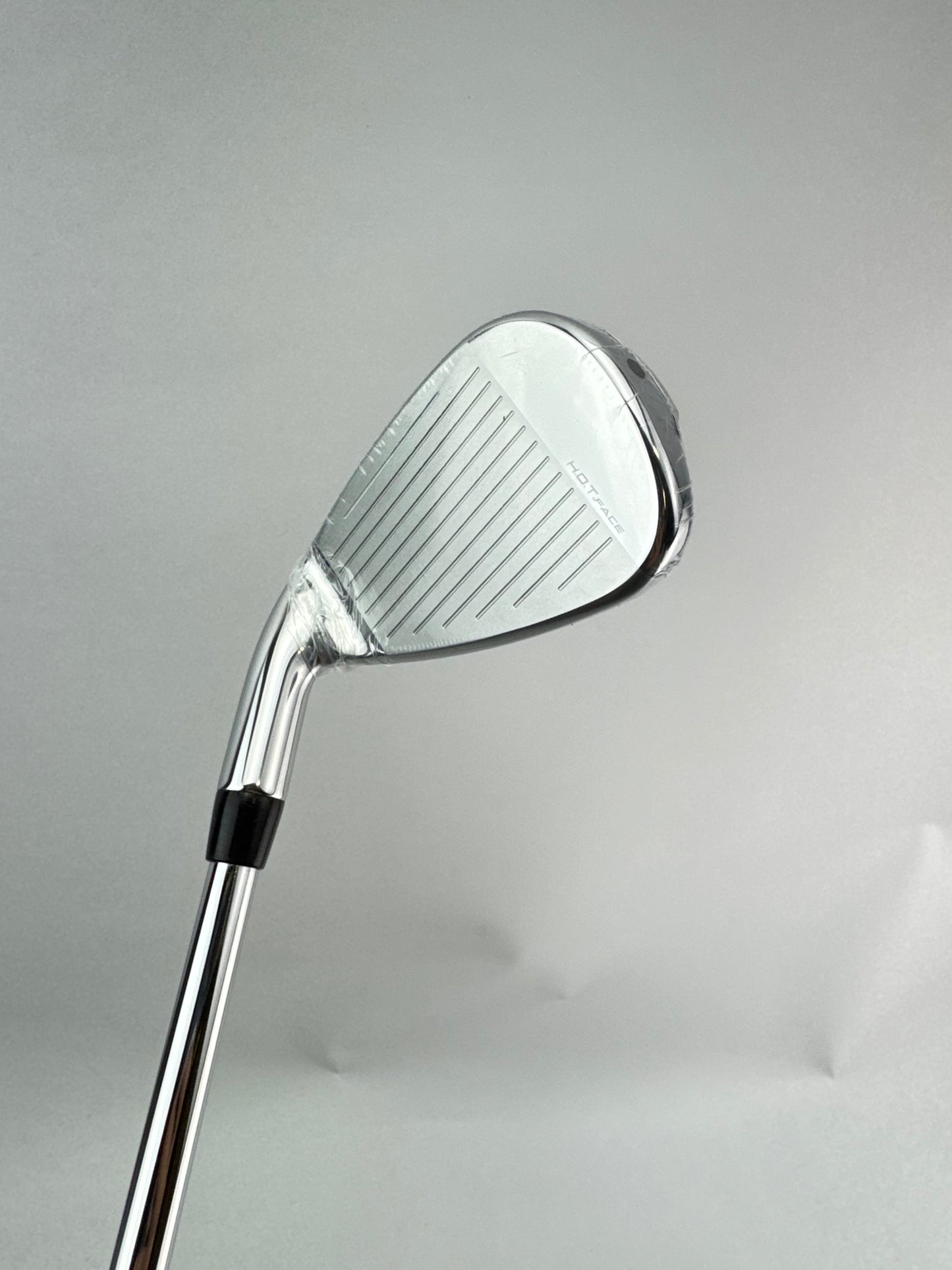 Cobra T Rail 8 Iron Combo Hybrid KBS Tour 90 Regular Steel /Right /New /29365