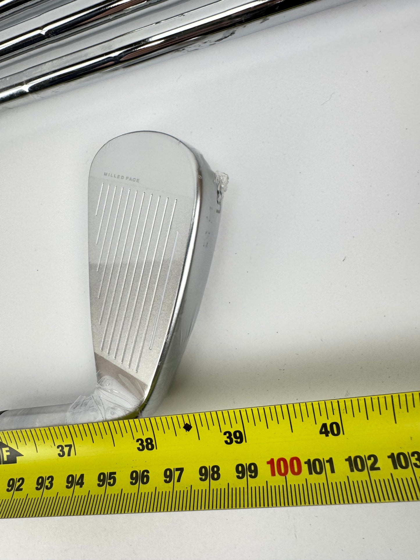 Cobra LTDx Irons Left Handed 6,8,GW+SW KBS Tour 90 Regular Steel /New /31201