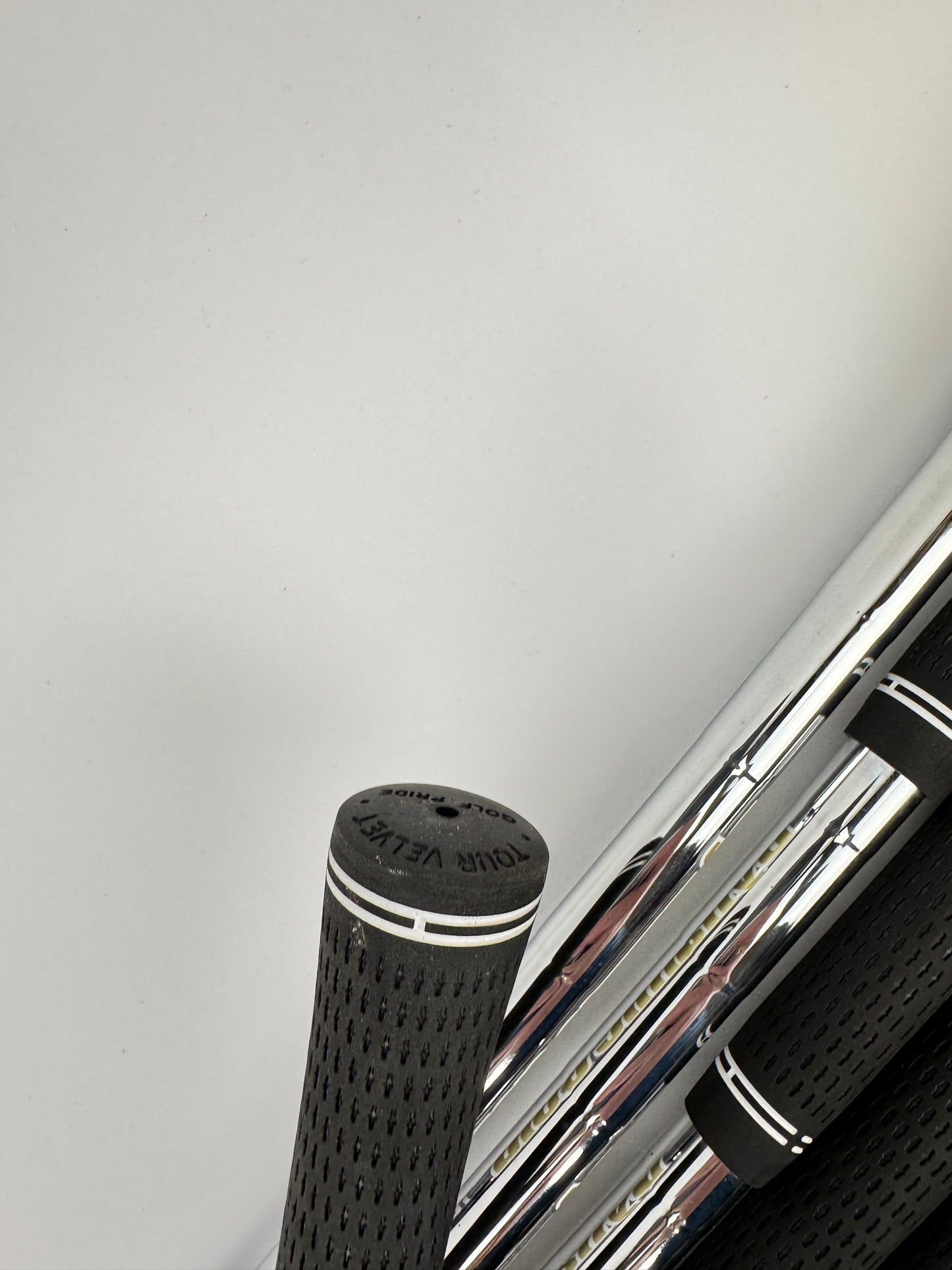 Taylormade P790 2025 Irons 5-PW Dynamic Gold 105 S300 Stiff Steel /Right /31350