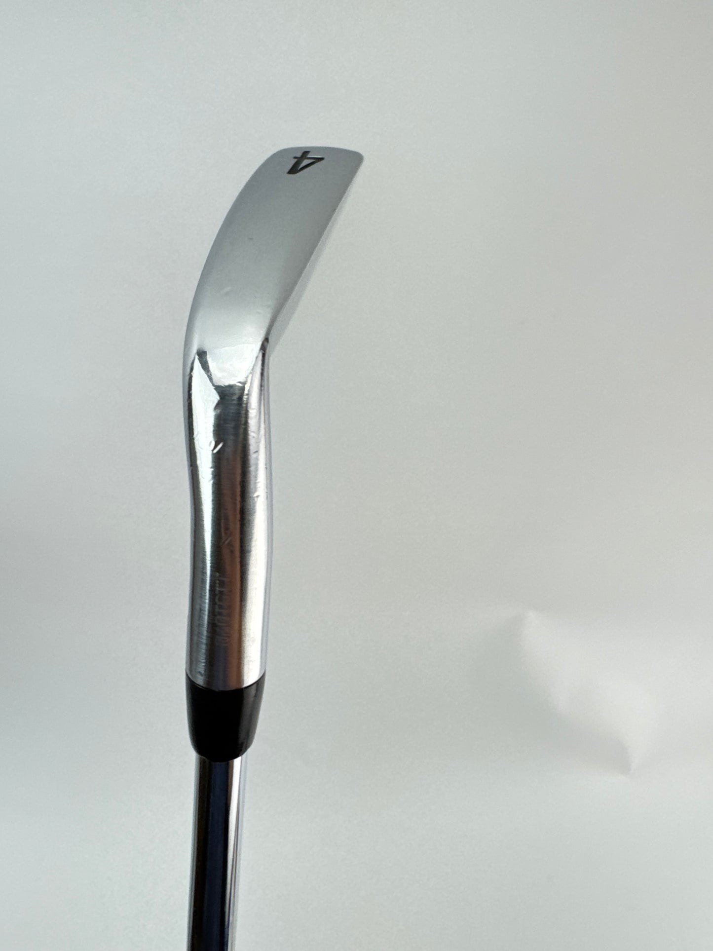 Titleist AP2 718 4 Iron Forged Project X LZ 5.5 Regular Steel /Right /27626