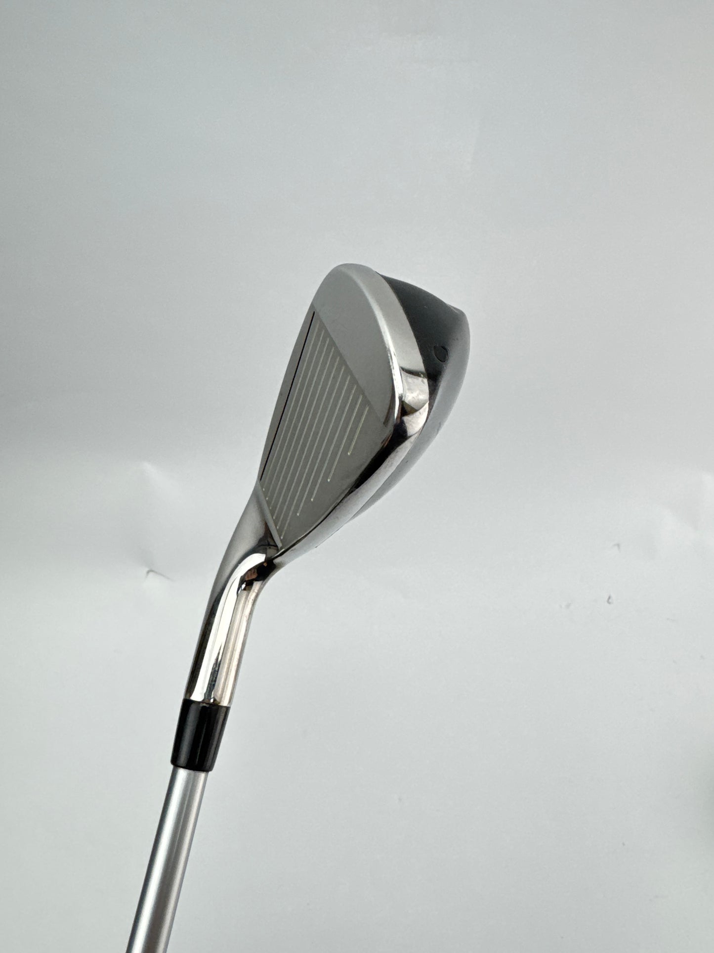Wilson Launchpad 4 Iron 21* Aldila Rogue 75 Regular Graphite /Right /27810