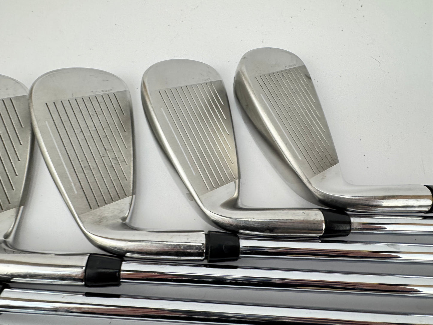 Cobra F8 One Length Irons 5-PW Regular Flex Steel /Right Handed /34060