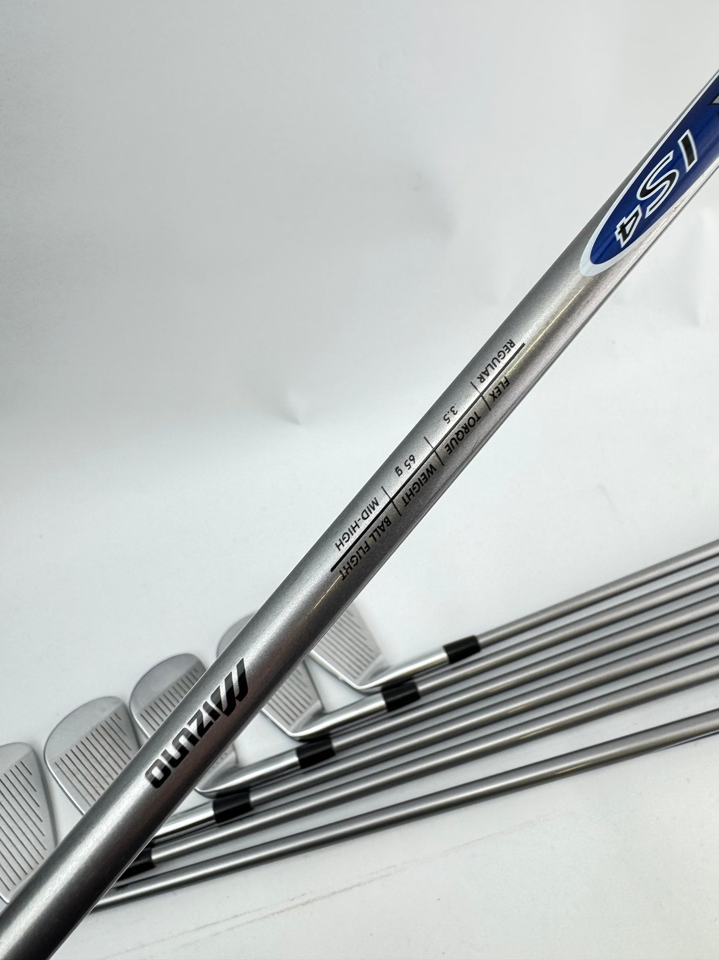 Mizuno MX200 Irons 4-PW Regular Flex Graphite /Right Handed /New Grips /30173