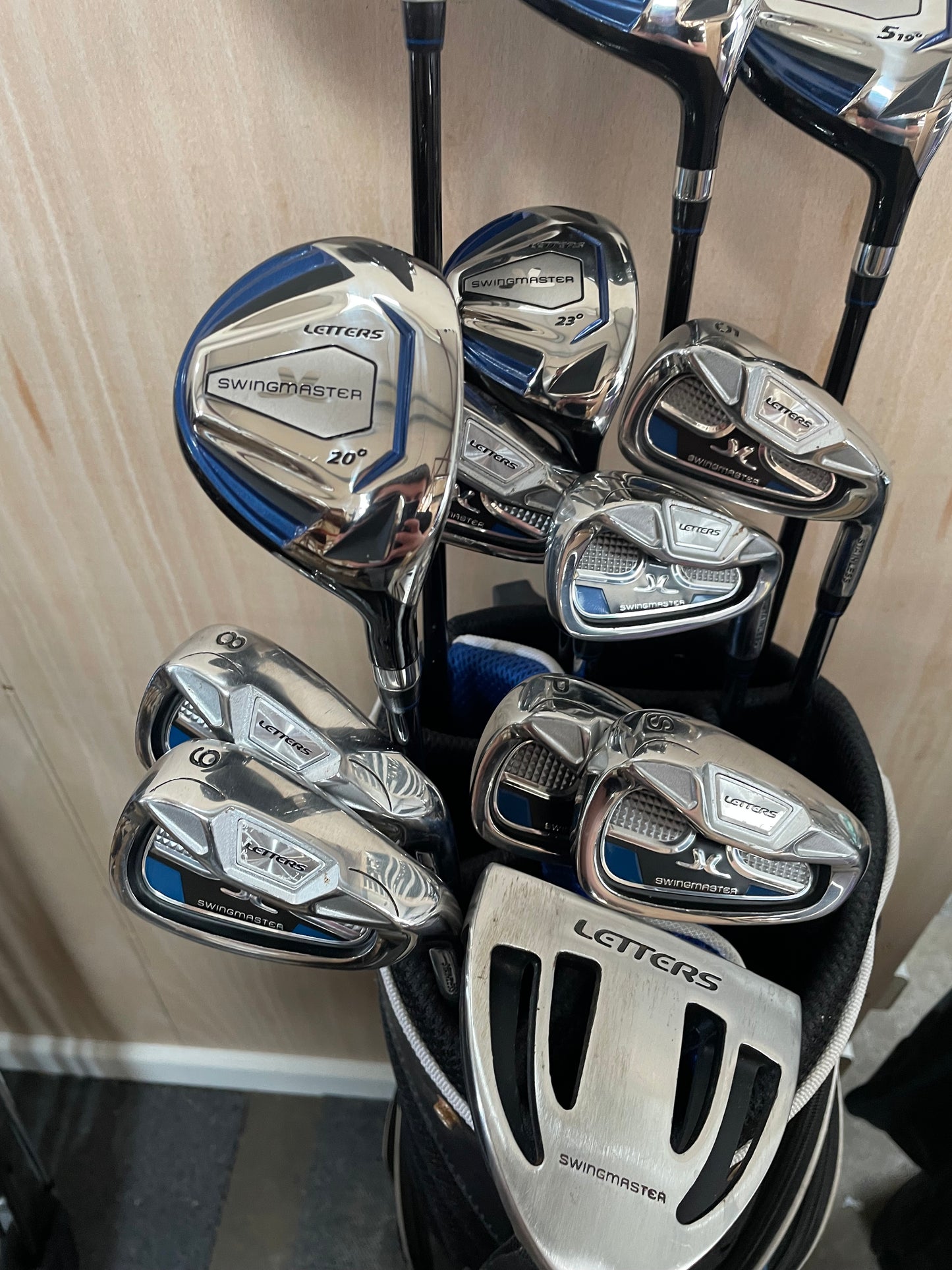 John Letters Package Set 13 Clubs Regular Flex /Right /New Grips /Stand Bag