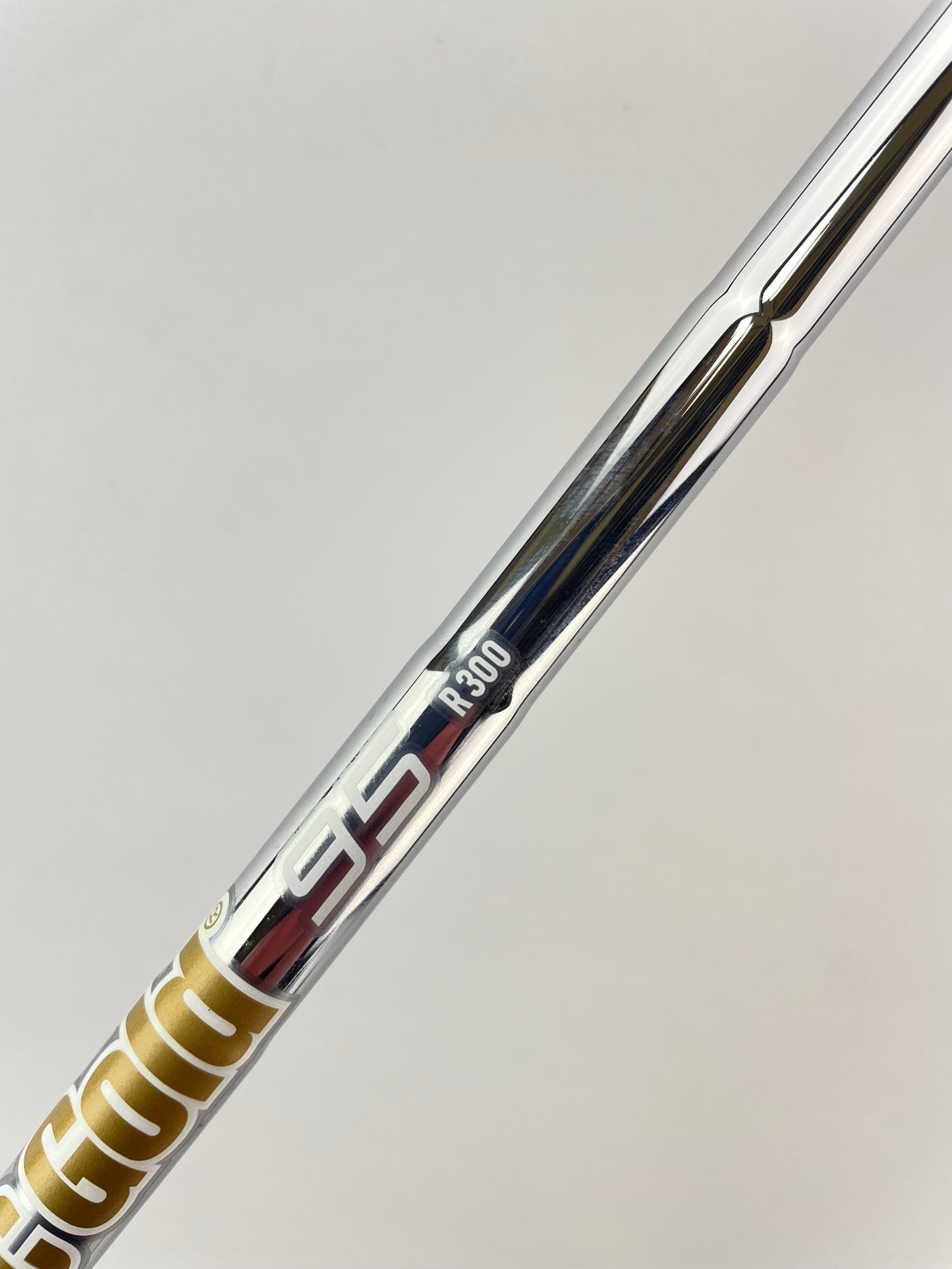 Dynamic Gold 95 Iron Shaft R300 Regular Flex Steel 35.75” /0.355 Tapered /23570