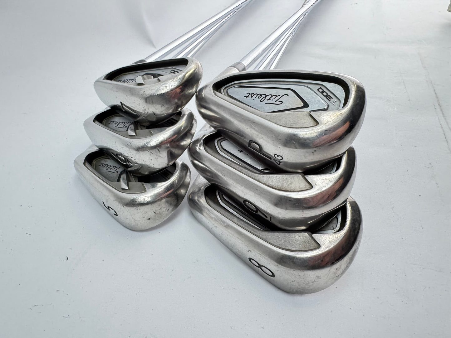 Titleist T300 Irons 5-PW AMT Red R300 Regular Flex Steel /Right/New Grips /30376