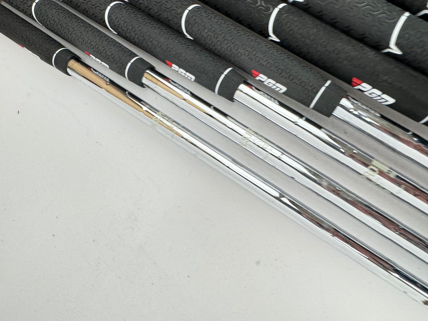 Miura MC-102/CB-202 Irons 4-PW Forged Nippon 1050GH Stiff Steel /New Grips/33953