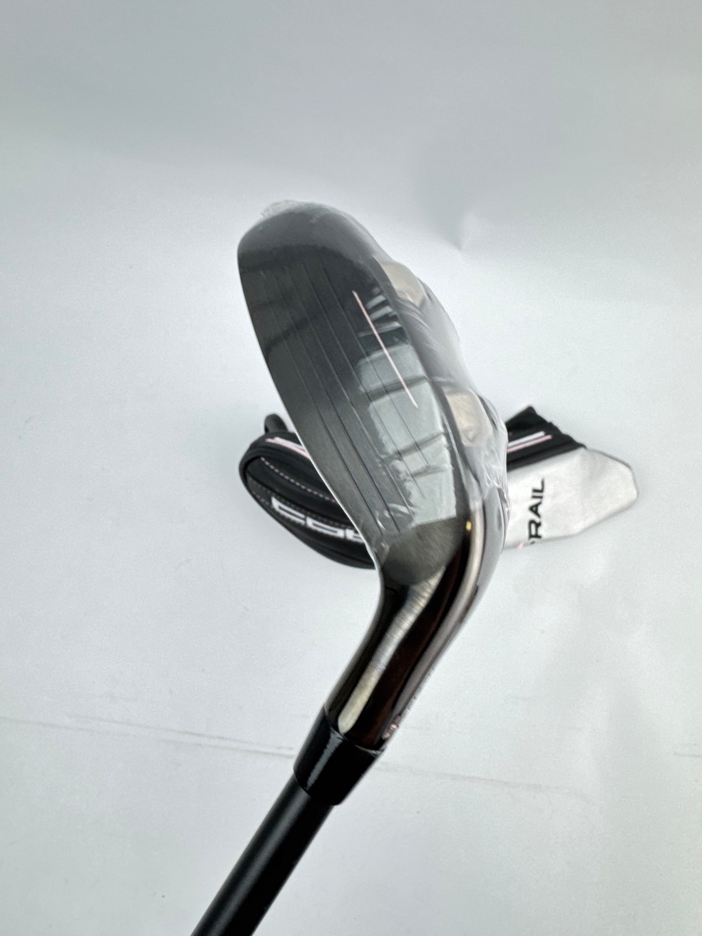 Cobra Ladies T Rail 4 Hybrid 20* KBS PGI Ladies Graphite /Left Handed /30209