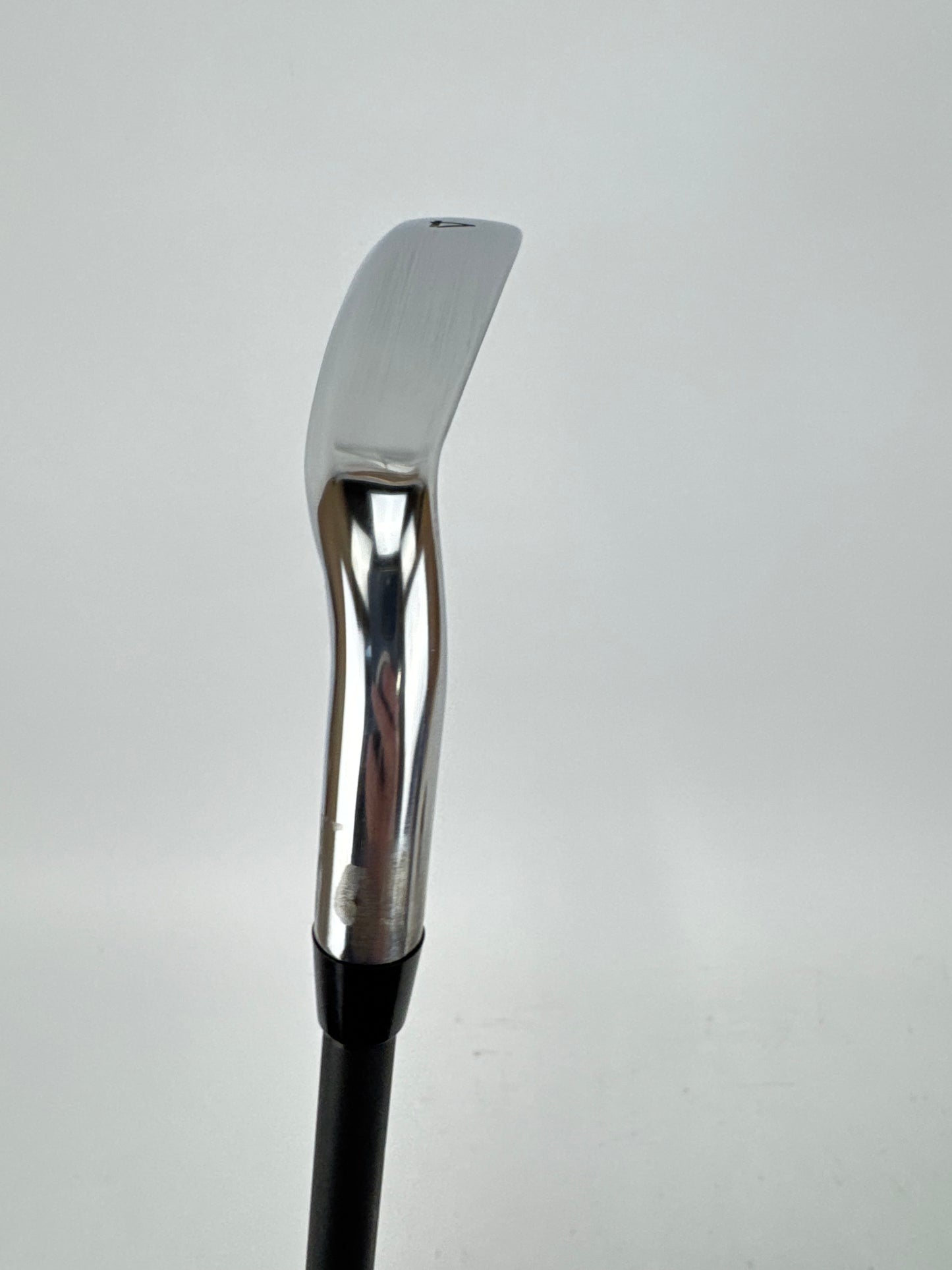 Callaway Elyte 4 Iron Mitsubishi Chemical MMT 70 Regular Graphite /Right /31947