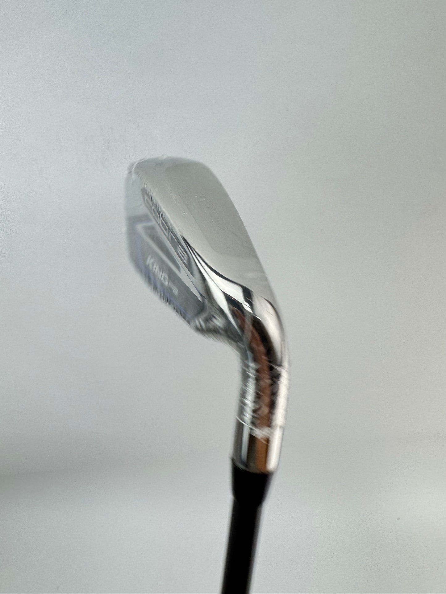 Cobra One Length 4 Iron 19.5* F8 KBS Tour Graphite 75 Regular Graphite /25491