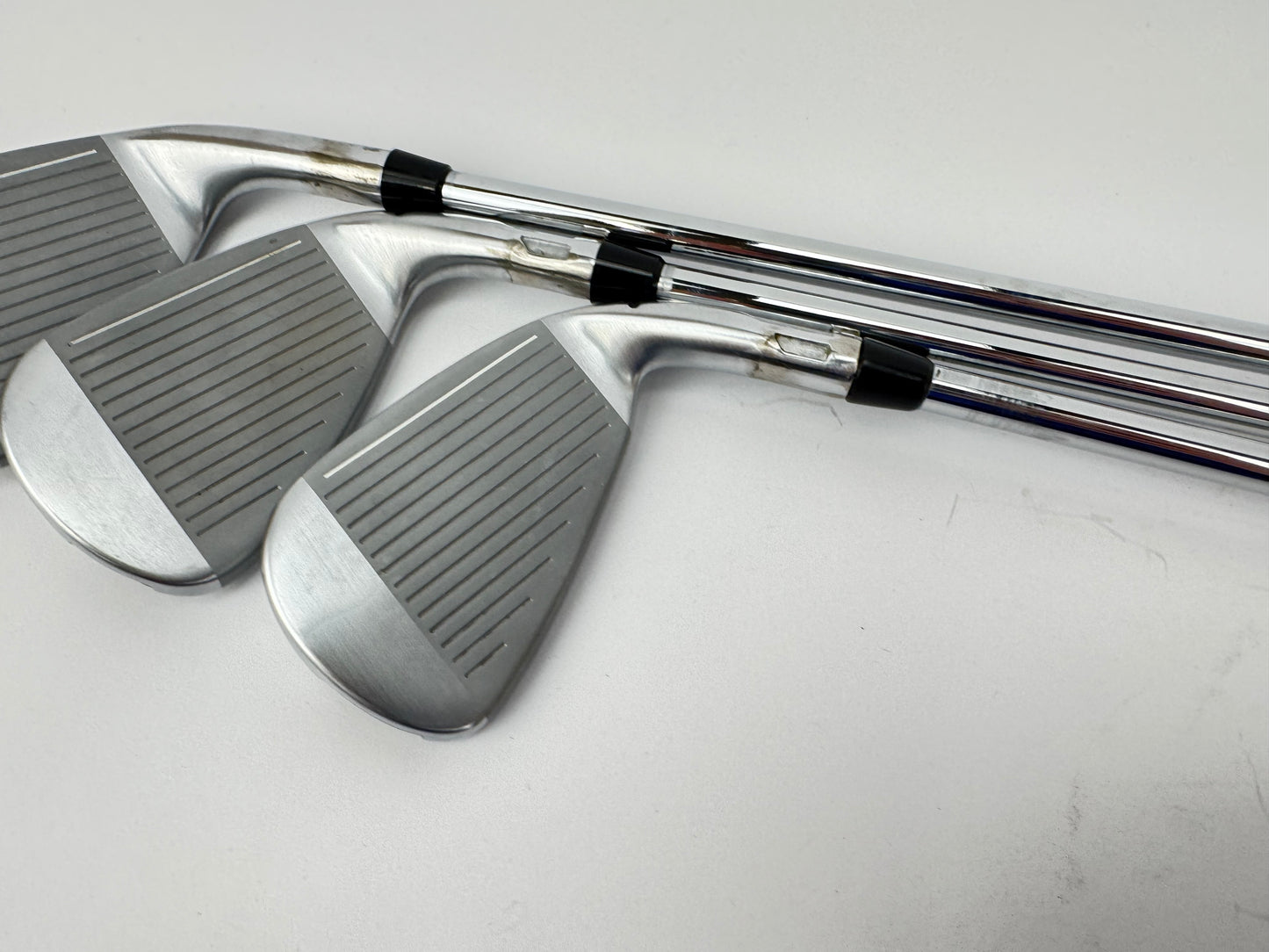 Taylormade Qi10 Irons Left Handed 6,8+PW DG 95 R300 Steel /New Shafts /32184