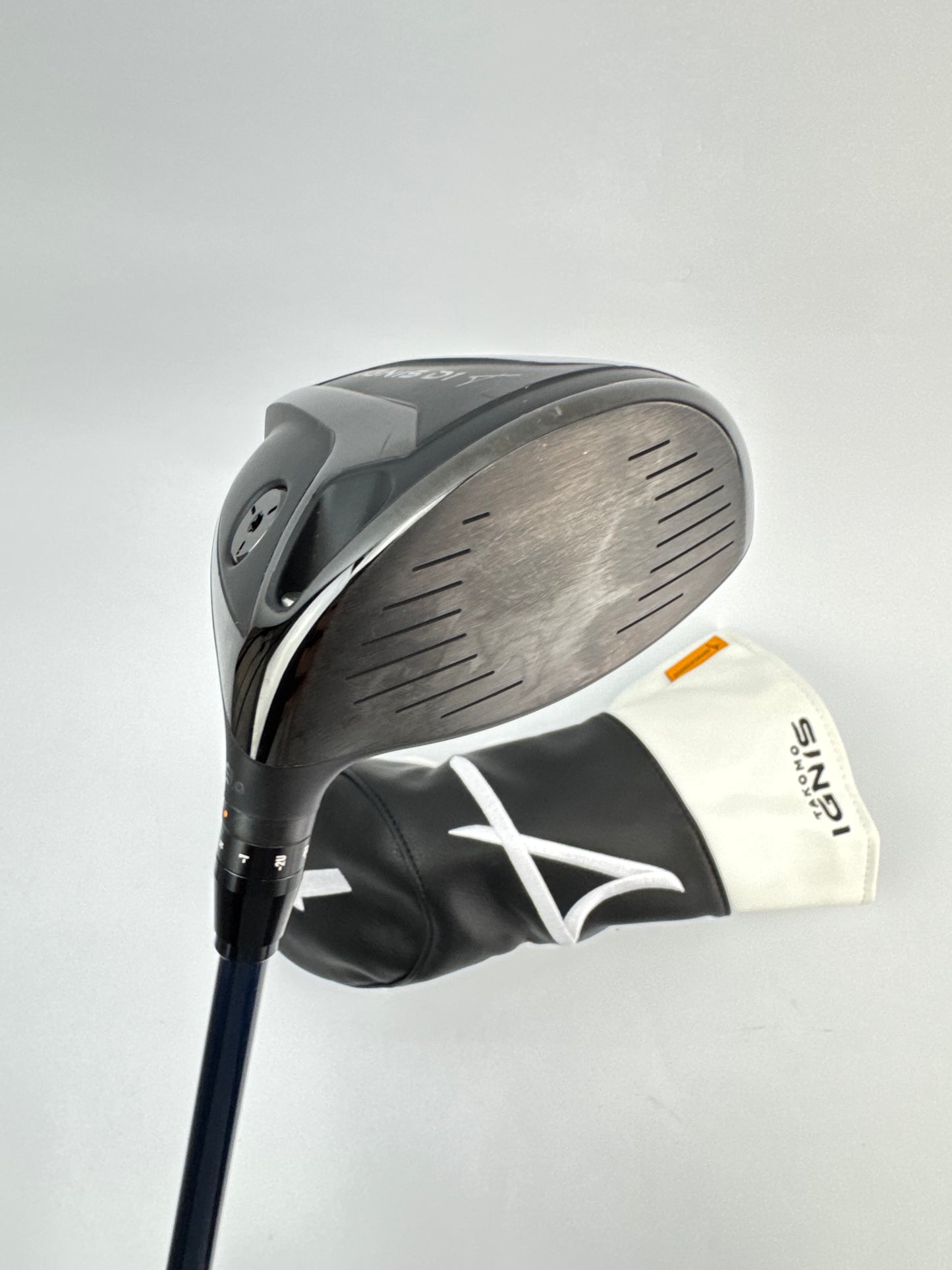 Takomo Ignis D1 Driver 9* Ventus Blue 6-X Extra Stiff Graphite /Headcover /28872