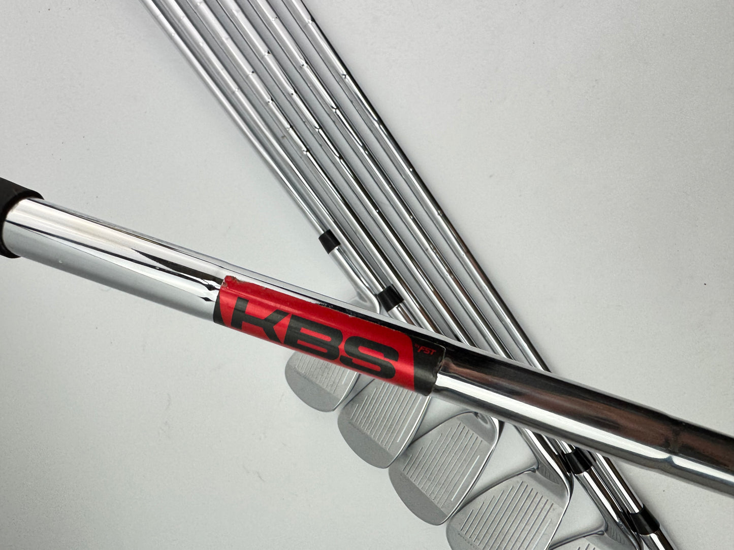 Cobra F9 Irons Speedback 5-SW KBS Tour 90 Stiff Flex Steel /Right /Lamkin /24536