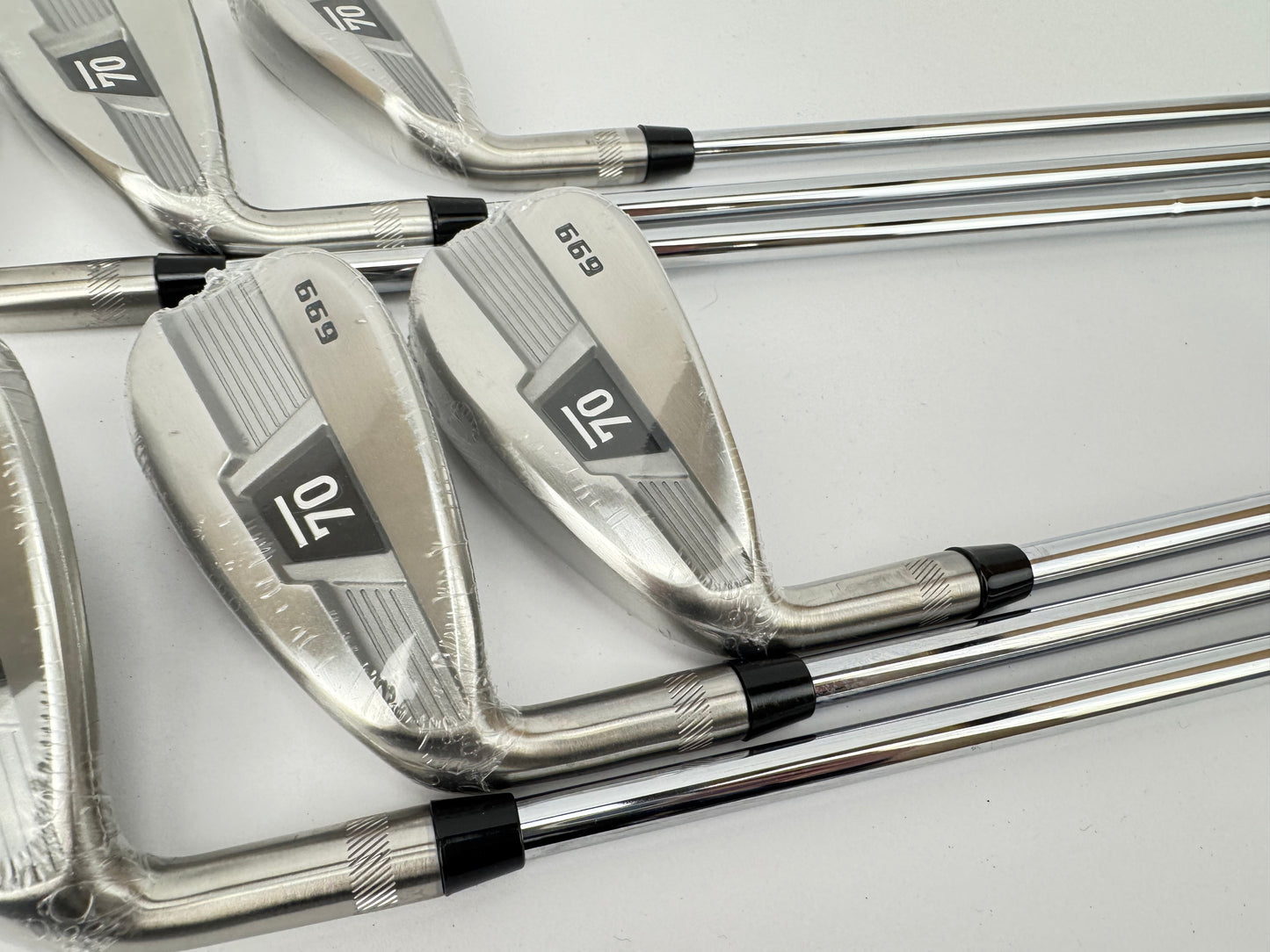 Sub70 699 Irons V2 5-PW Left Handed Elevate 95 Vss Regular Steel /New /34049