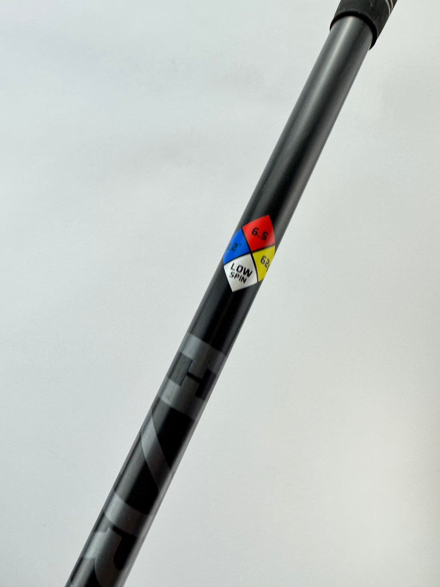 Wilson Staff C300 Driver 9* Hzrdus Black 6.5 X Flex Graphite /Right Handed/31057