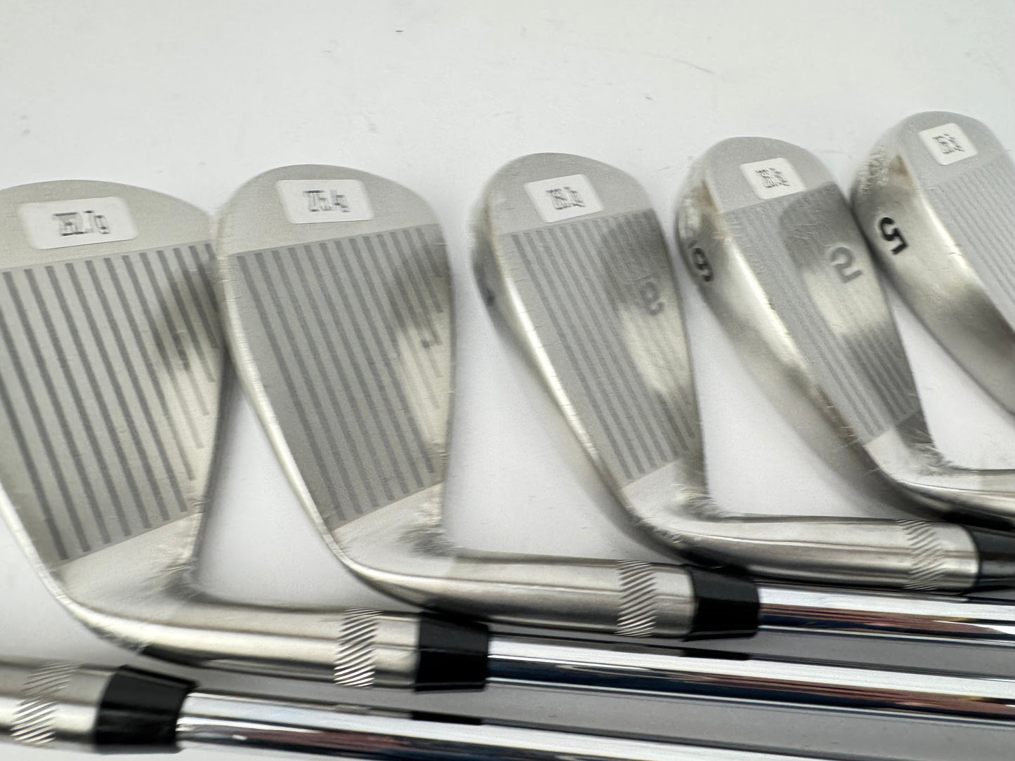 Sub 70 699 Irons 5-PW Elevate MPH 95 Regular Steel /Right Handed /New /33985