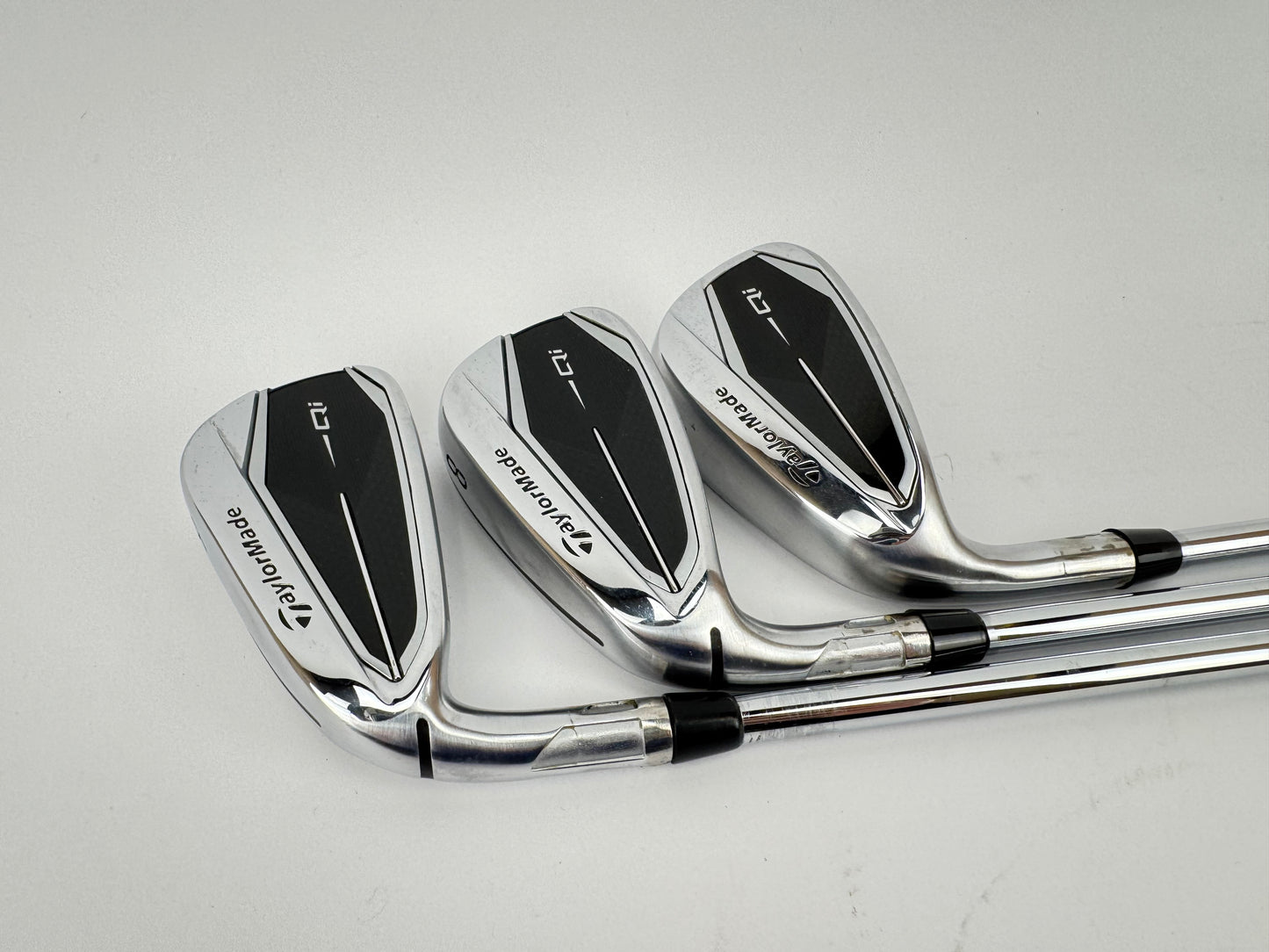 Taylormade Qi10 Irons Left Handed 6,8+PW DG 95 R300 Steel /New Shafts /32184