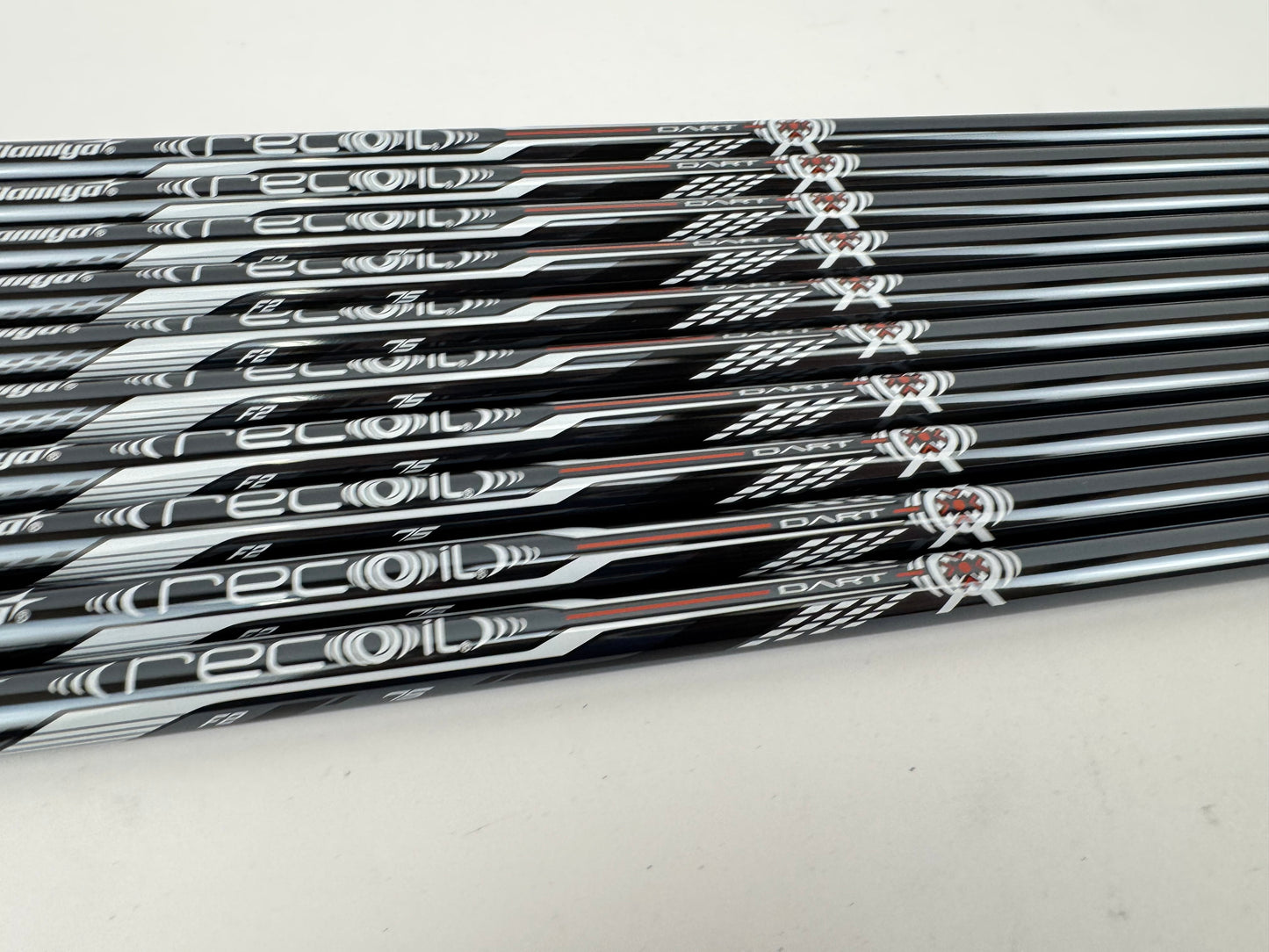 UST Recoil Dart Iron Shaft Set (10) 75 F2 Senior Graphite 41” /0.370 Parallel