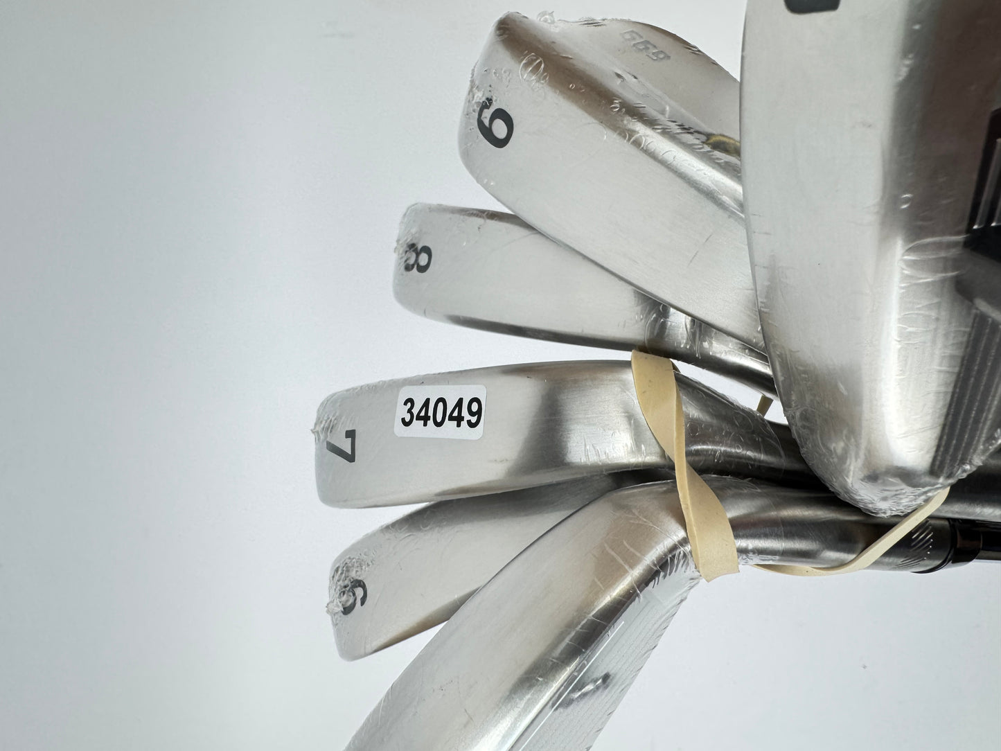 Sub70 699 Irons V2 5-PW Left Handed Elevate 95 Vss Regular Steel /New /34049