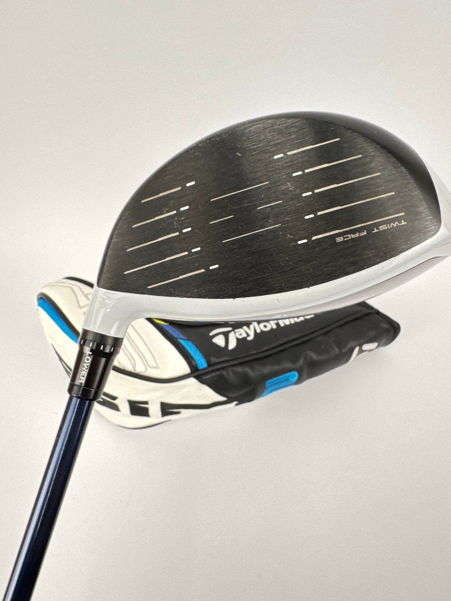 Taylormade Sim2 Max Driver 10.5* Ventus Blue 5-A Senior Graphite/Headcover/32974