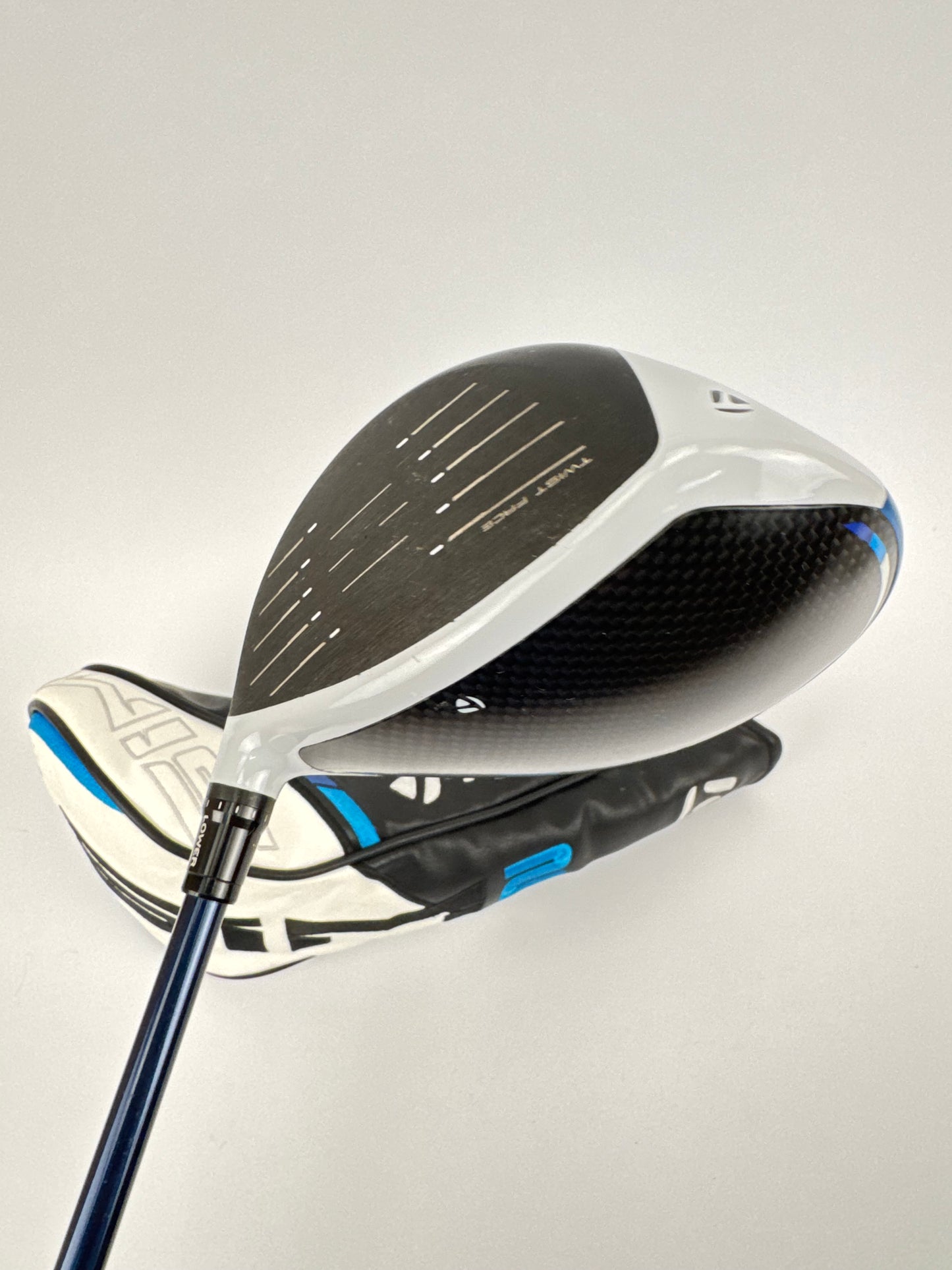 Taylormade Sim2 Max Driver 10.5* Ventus Blue 5-A Senior Graphite/Headcover/32974