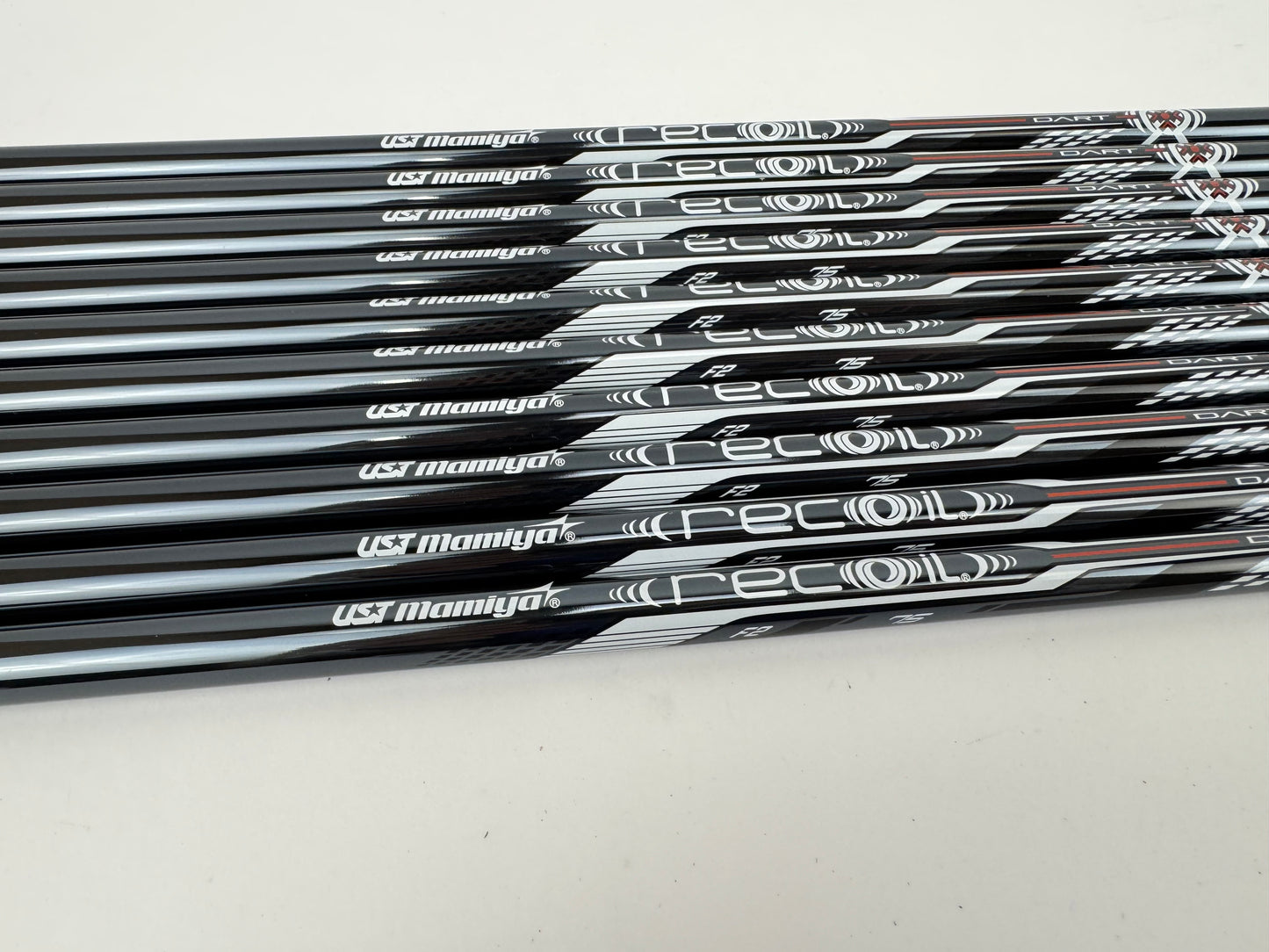UST Recoil Dart Iron Shaft Set (10) 75 F2 Senior Graphite 41” /0.370 Parallel