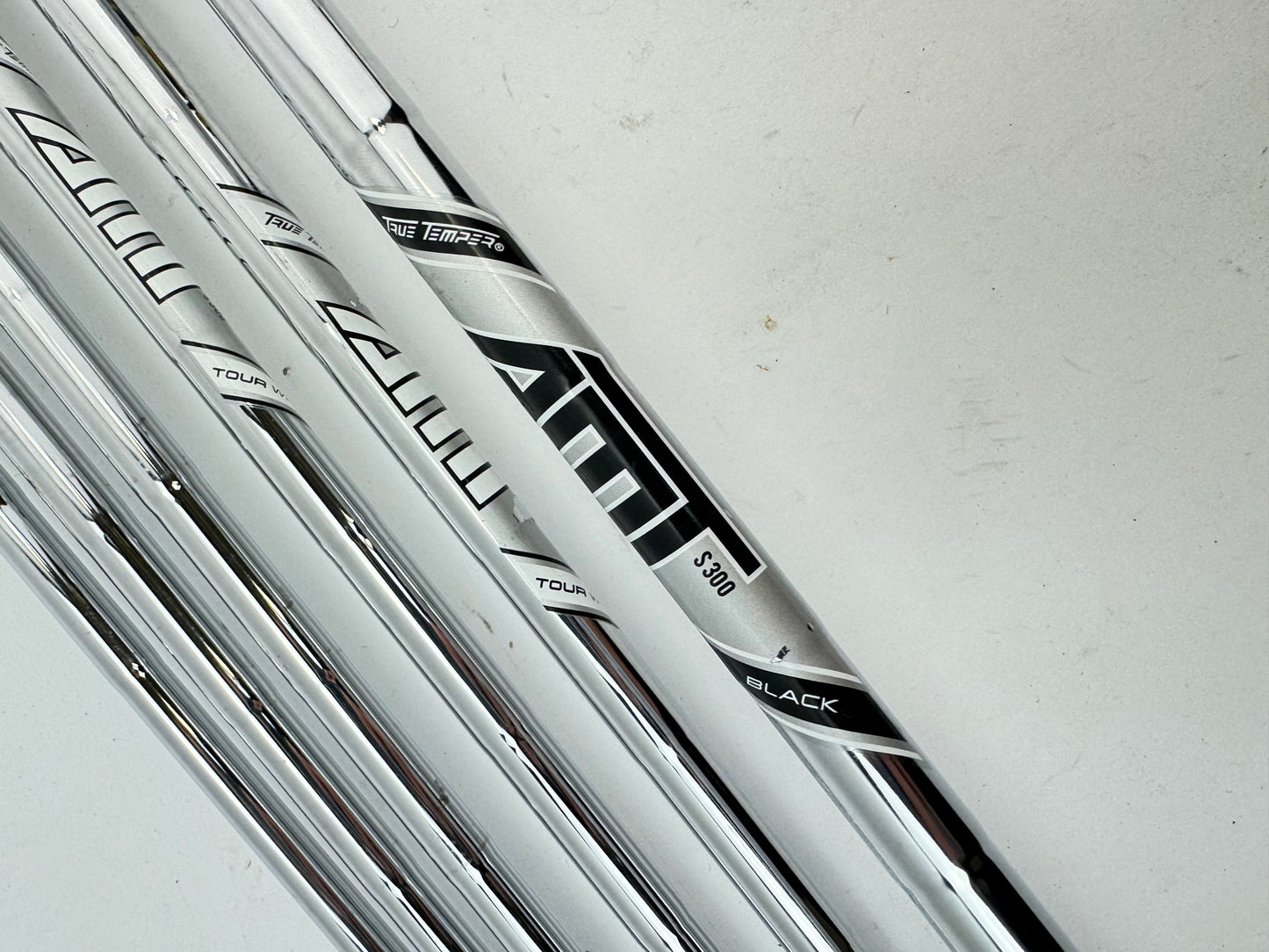 Titleist AP2 718 Irons 5-PW AMT Tour White S300 Stiff Steel /Right Handed /27163