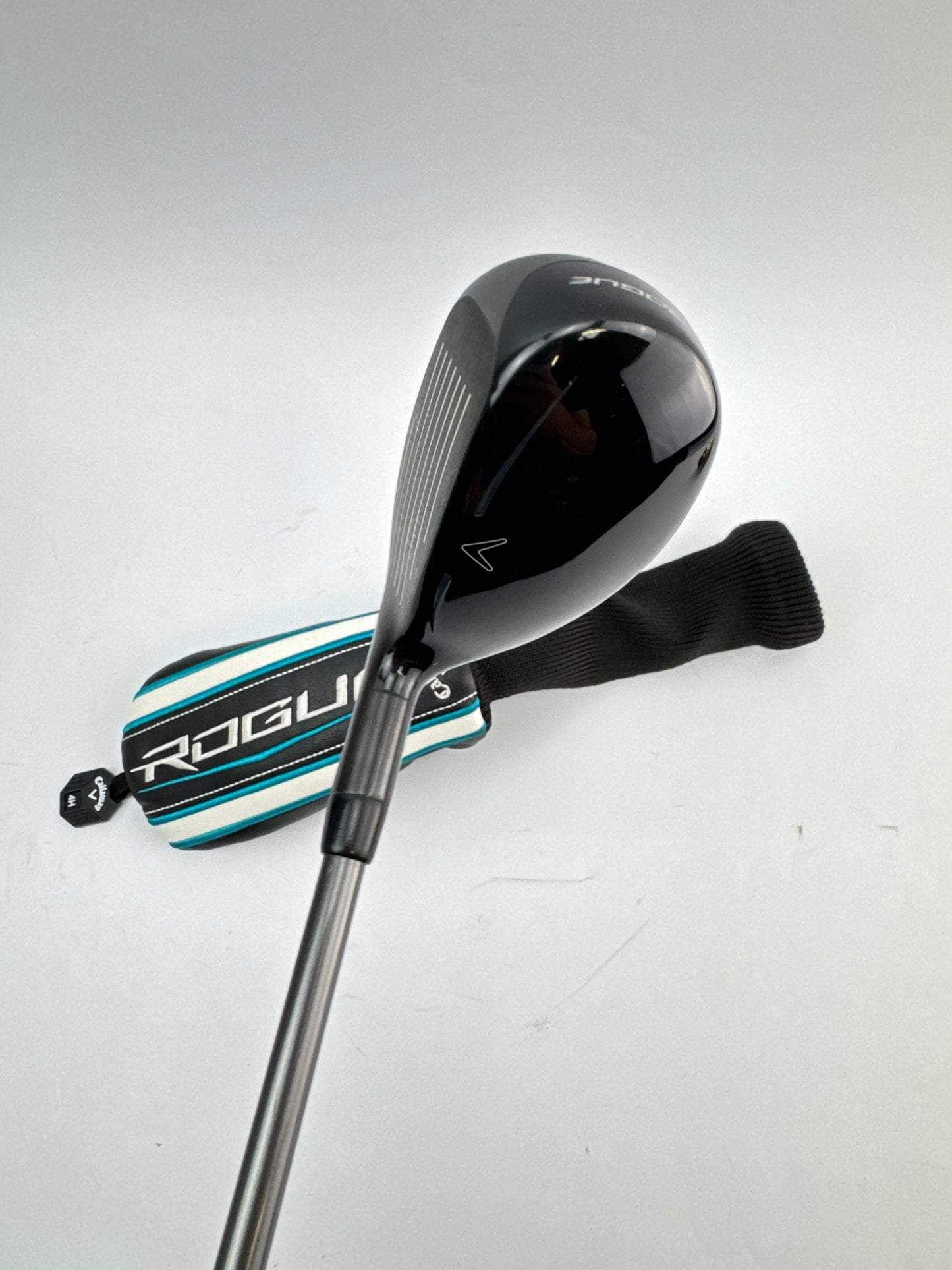 Callaway Rogue 4 Hybrid 21* Aldila Regular Graphite /Right /Headcover /24431