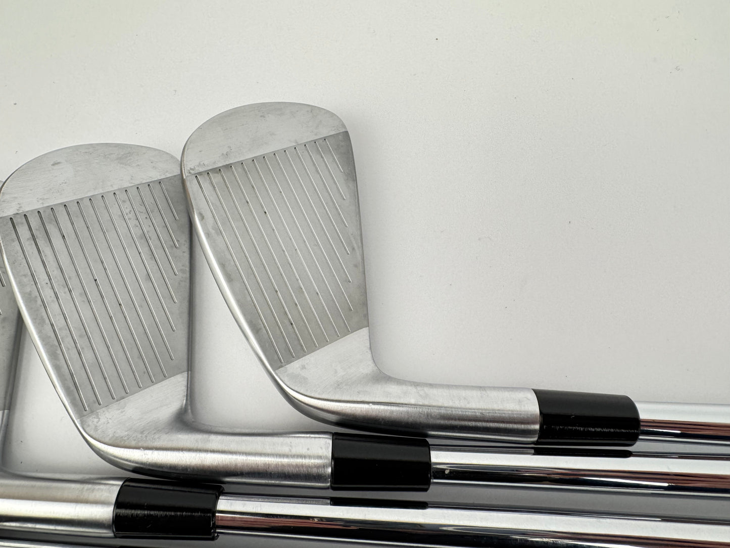 Taylormade P790 2025 Irons 5-PW Dynamic Gold 105 S300 Stiff Steel /Right /31350