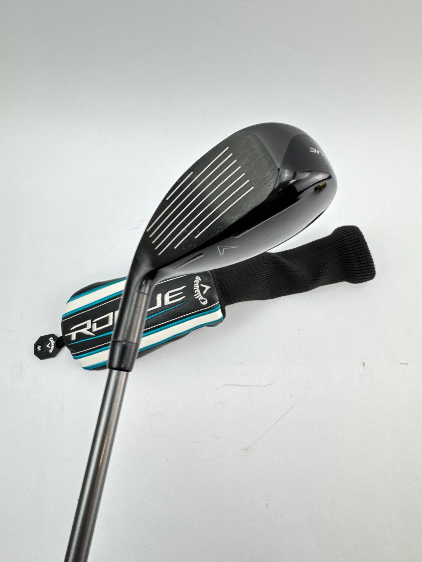 Callaway Rogue 4 Hybrid 21* Aldila Regular Graphite /Right /Headcover /24431